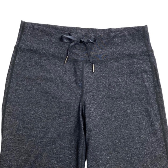 LULULEMON Wide Crop Legs Pants in Dark Gray Size 6 - Picture 3 of 11